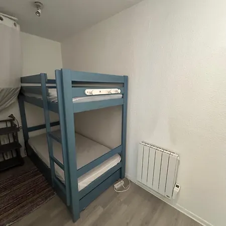 Апартаменты Studio-cabine, Acces Direct Port Et Plage, Les Pieds Dans L'eau Аркашон